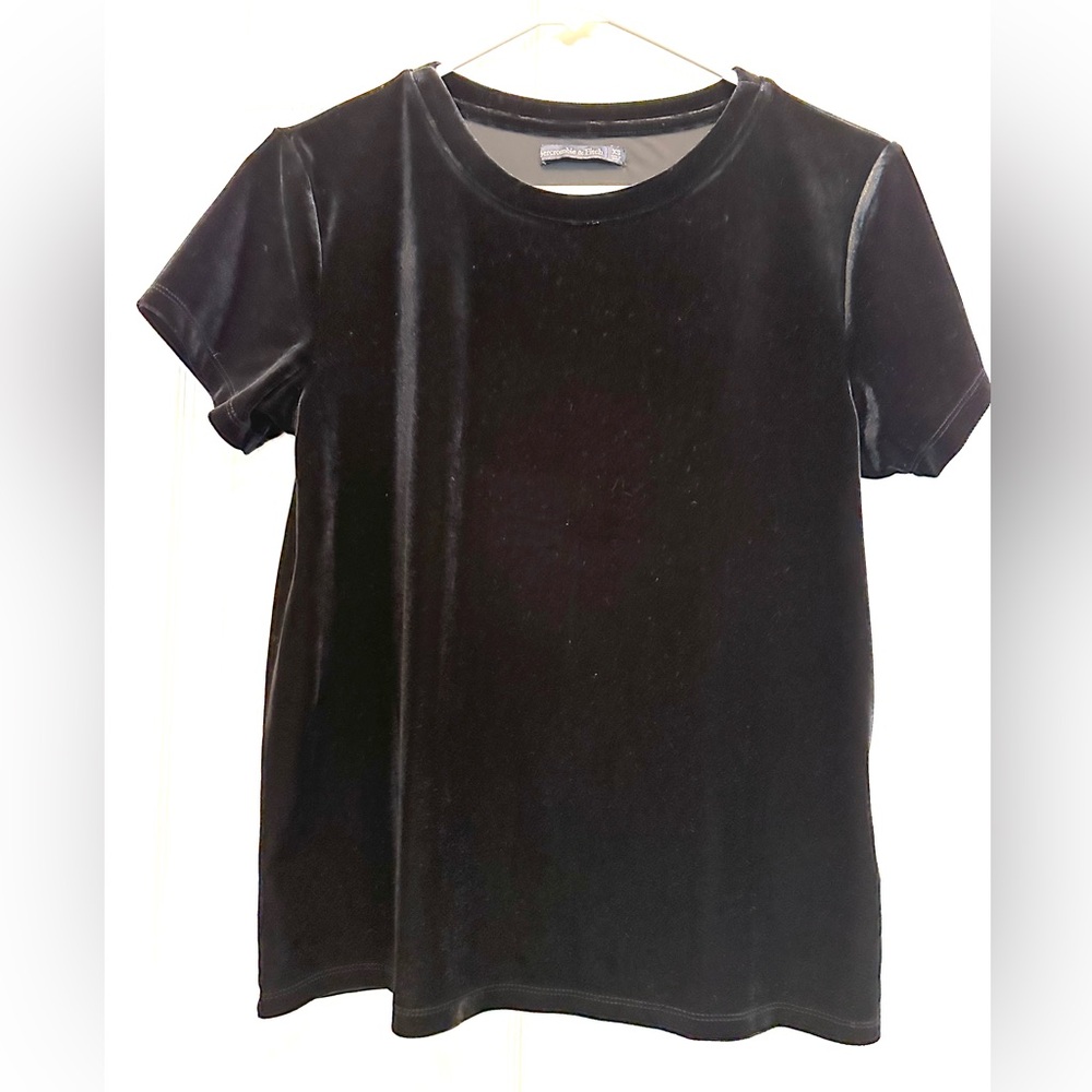 EUC Abercrombie & Fitch Black Velvet Short Sleeves Top